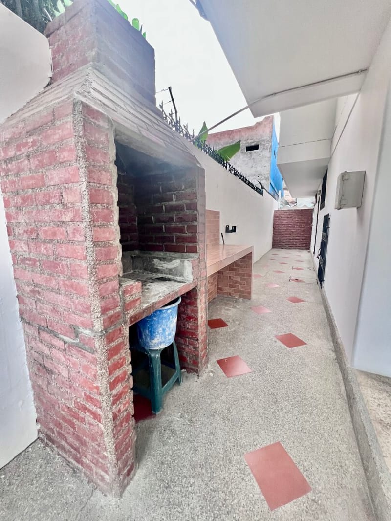 SAN LORENZO: REMODELADA 3D CASA CON SUITE CERCA DEL MAR 3 CUADRAS — foto 14