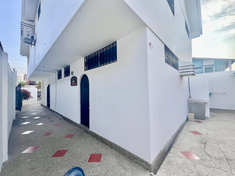 SAN LORENZO: REMODELADA 3D CASA CON SUITE CERCA DEL MAR 3 CUADRAS — foto 20