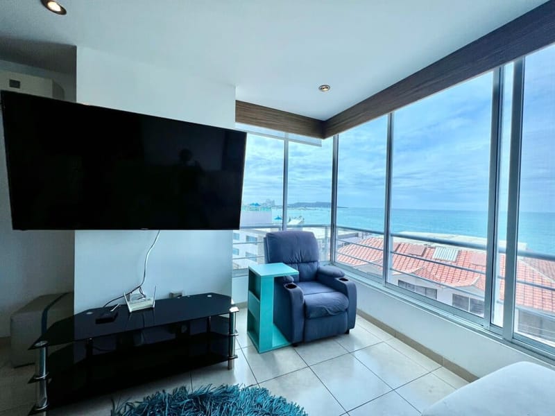 SAN LORENZO: GORGEOUS BEACHFRONT APARTMENT WITH A POOL — photo 5