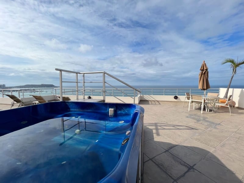 SAN LORENZO: GORGEOUS BEACHFRONT APARTMENT WITH A POOL — photo 16