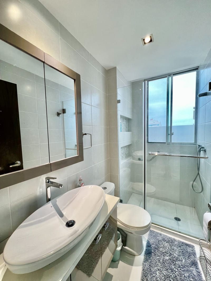 SALINAS: BEAUTIFUL 2/3-BEDROOM OCEANFRONT APARTMENT WITH POOL — photo 8