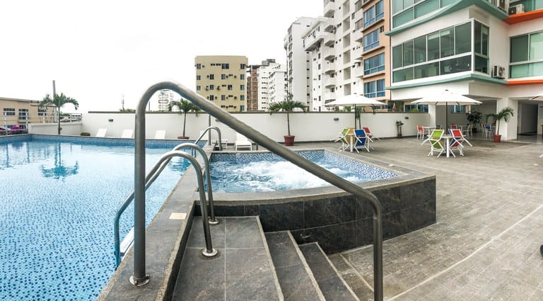 SALINAS: BEAUTIFUL 2/3-BEDROOM OCEANFRONT APARTMENT WITH POOL — photo 14
