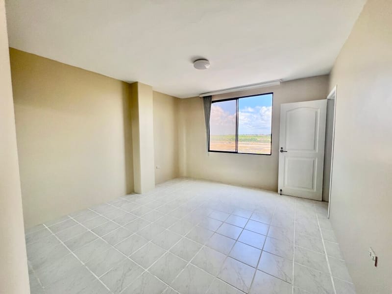 PUNTA CARNERO: DIVINO DEPARTAMENTO FRENTE AL MAR  — foto 12