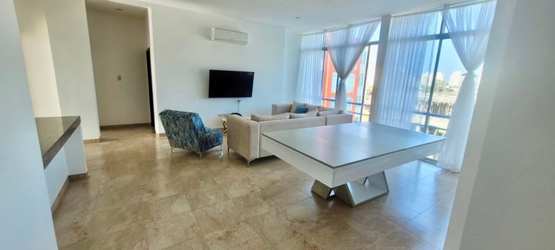 GOLD COAST: GATED OCEANFRONT COMMUNITY WITH A SWIMMING POOL — photo 5