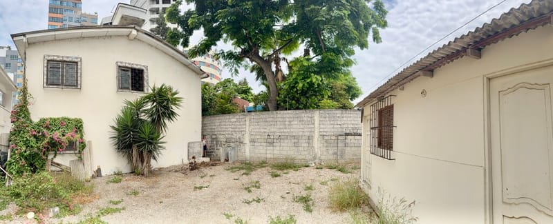 SAN LORENZO: CASA A 2 CALLES DEL MAR — foto 24