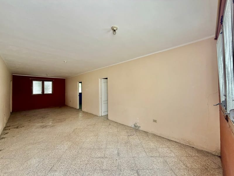 SAN LORENZO: CASA A 2 CALLES DEL MAR — foto 4