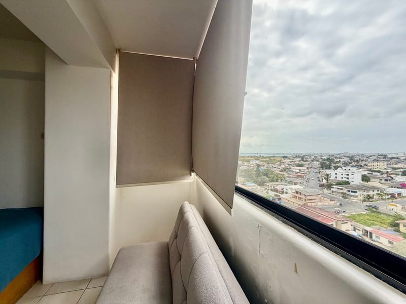 ALQUILO REMODELADO DEPTO CON PISCINA FRENTE AL MAR EN SAN LORENZO SALINAS — foto 20