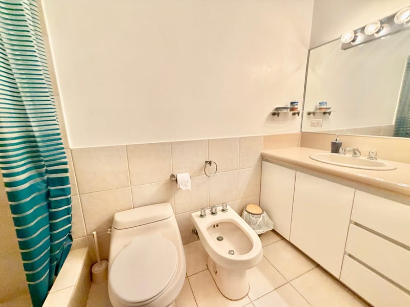 ALQUILO REMODELADO DEPTO CON PISCINA FRENTE AL MAR EN SAN LORENZO SALINAS — foto 15