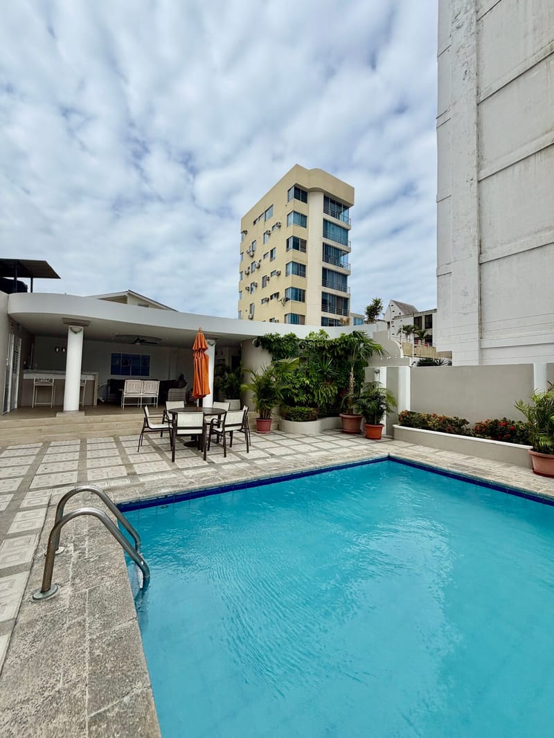 ALQUILO REMODELADO DEPTO CON PISCINA FRENTE AL MAR EN SAN LORENZO SALINAS  — foto 24