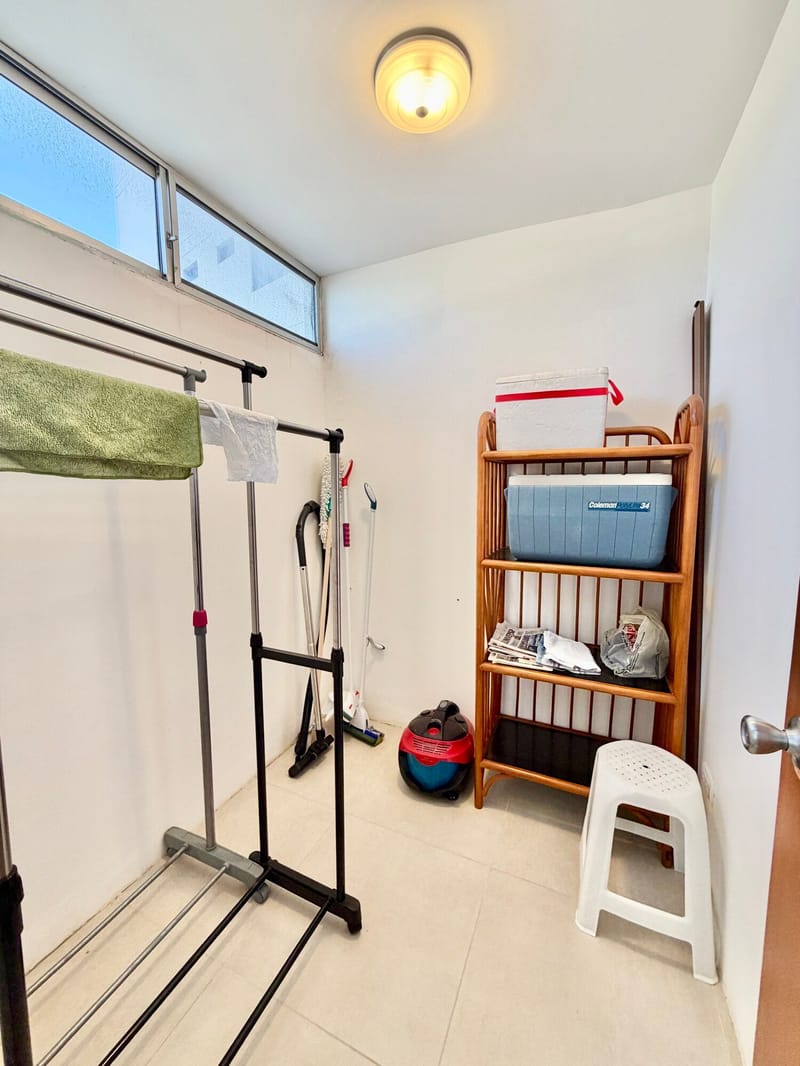 RENT: RENOVATED OCEANFRONT APARTMENT IN SAN LORENZO SALINAS  — photo 24