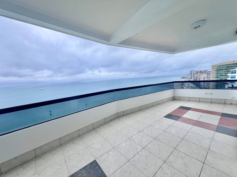PENTHOUSE FOR RENT WITH PANORAMIC VIEWS AND OCEANFRONT LOCATION — photo 6