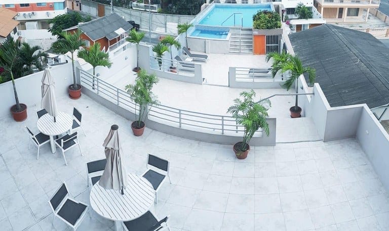 STARTING IN SAN LORENZO: IN A BUILDING FACING THE OCEAN WITH PARKING — photo 25