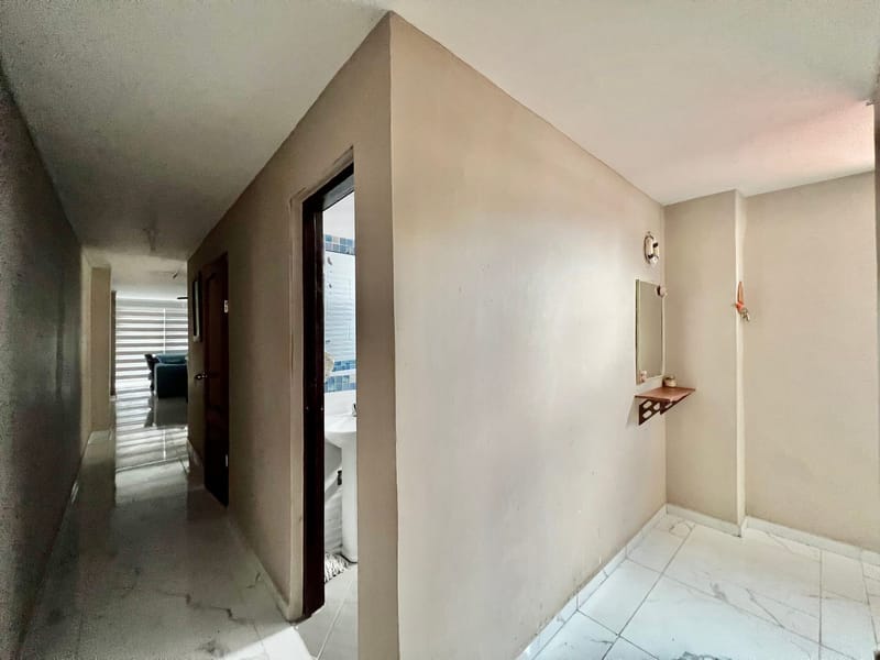 BEACHFRONT APARTMENT FOR RENT — photo 14