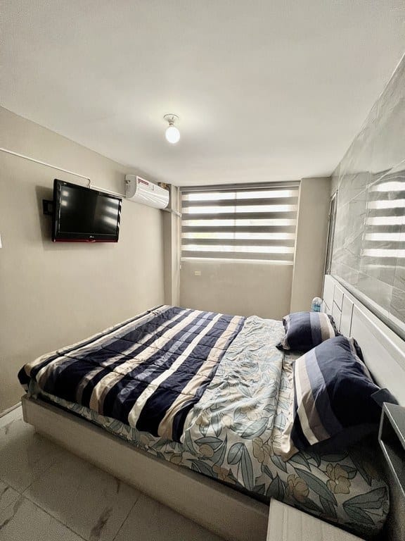 BEACHFRONT APARTMENT FOR RENT — photo 11