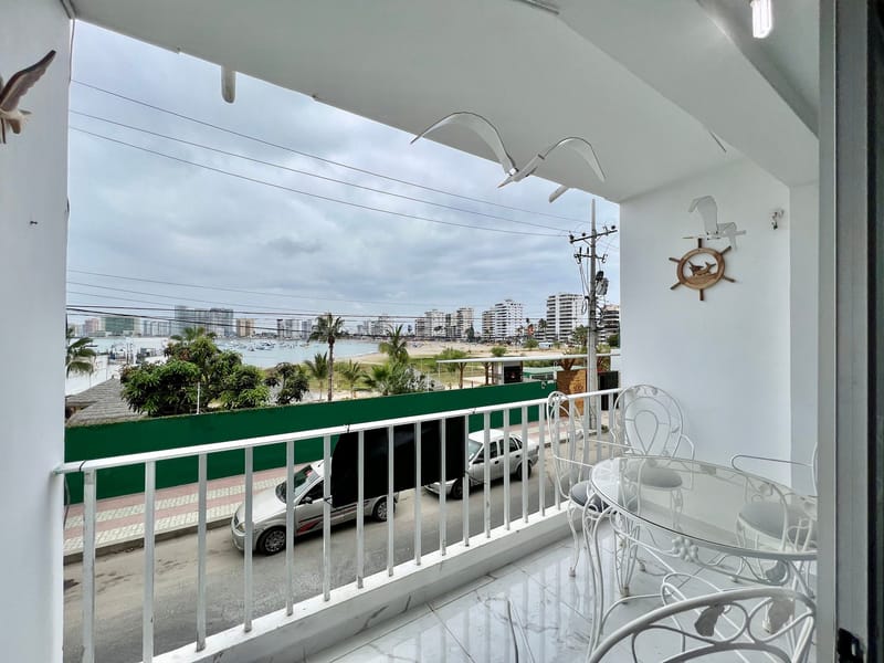 BEACHFRONT APARTMENT FOR RENT — photo 2