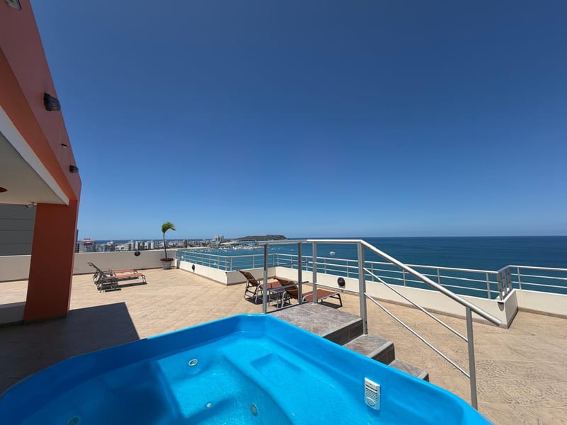 SAN LORENZO: OCEANFRONT CORNER UNIT WITH POOL AND ROOFTOP — photo 20