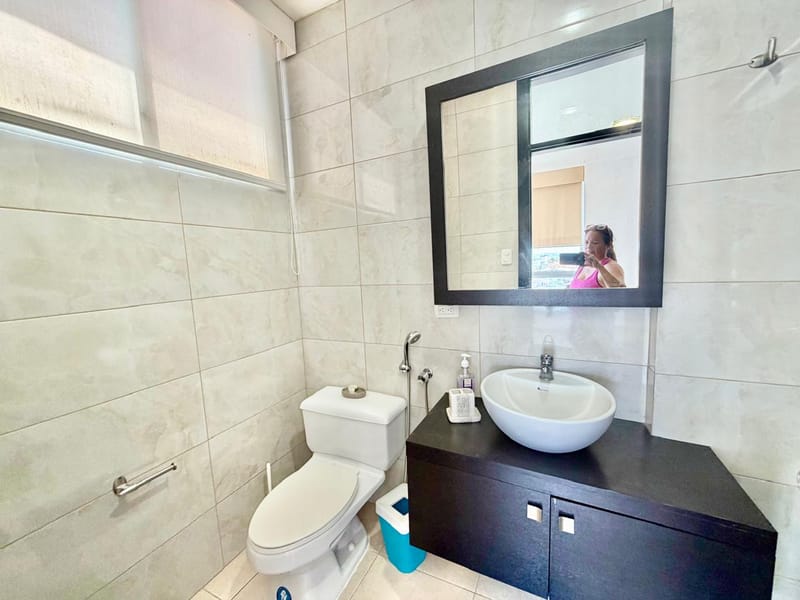 SAN LORENZO: OCEANFRONT CORNER UNIT WITH POOL AND ROOFTOP — photo 10