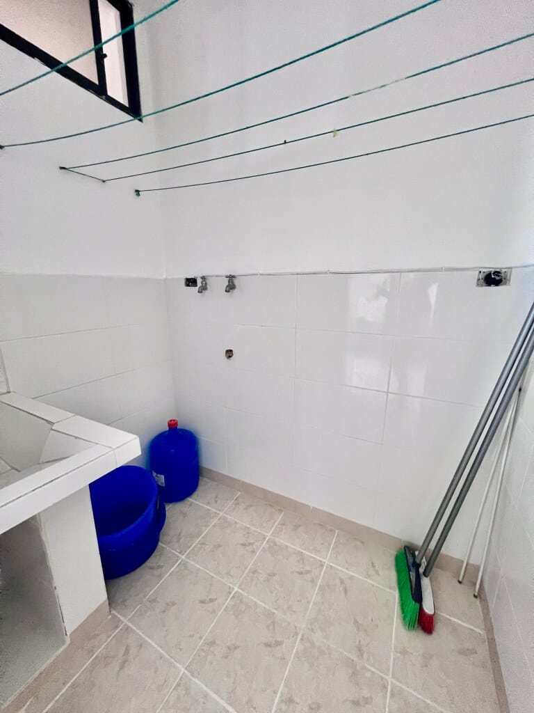 SAN LORENZO: PRIMER PISO 4/3 CON PISCINA A 2 CUADRAS DEL MAR — foto 7