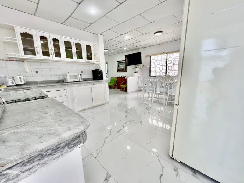 MILINA-SALINAS: INMENSA CASA 5/6 CON PISCINA Y JACUZZI A 3 CUADRAS DEL MAR — foto 30