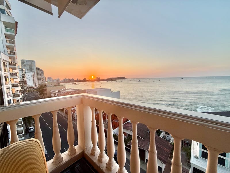 FOR SALE: RENOVATED OCEANFRONT APARTMENT IN SAN LORENZO SALINAS 🔥$220,000🔥 — photo 2