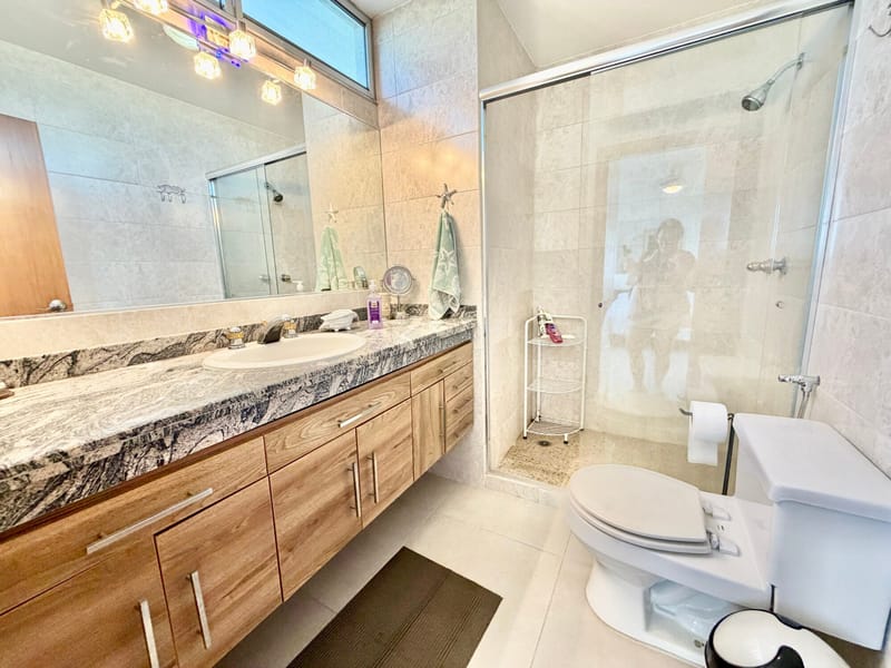 FOR SALE: RENOVATED OCEANFRONT APARTMENT IN SAN LORENZO SALINAS 🔥$220,000🔥 — photo 15