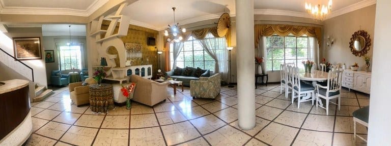URDESA: CINCO PROPIEDADES EN UNA!!! HERMOSA CASA ART DECO EN AV COMERCIAL — foto 2