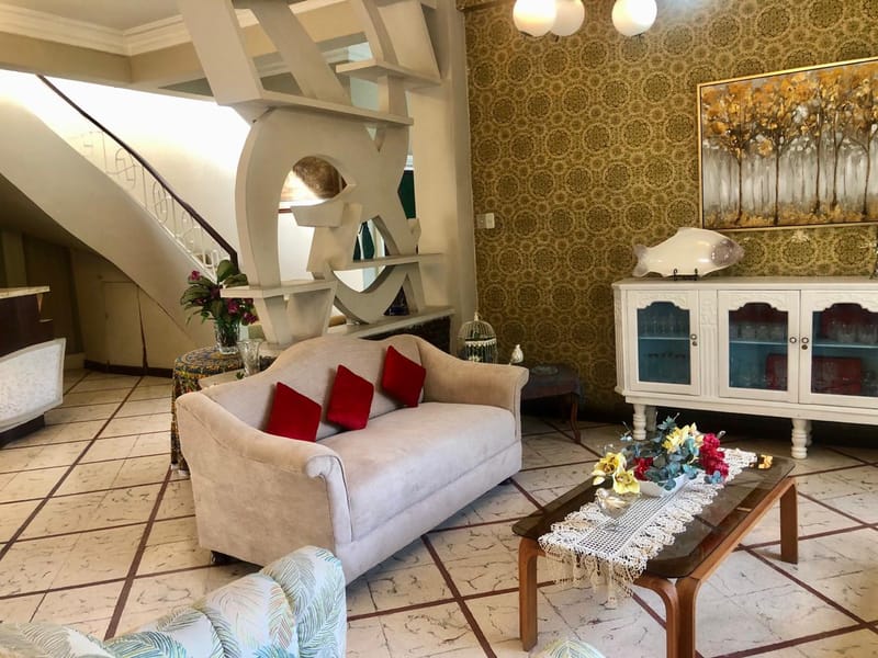 URDESA: CINCO PROPIEDADES EN UNA!!! HERMOSA CASA ART DECO EN AV COMERCIAL — foto 6