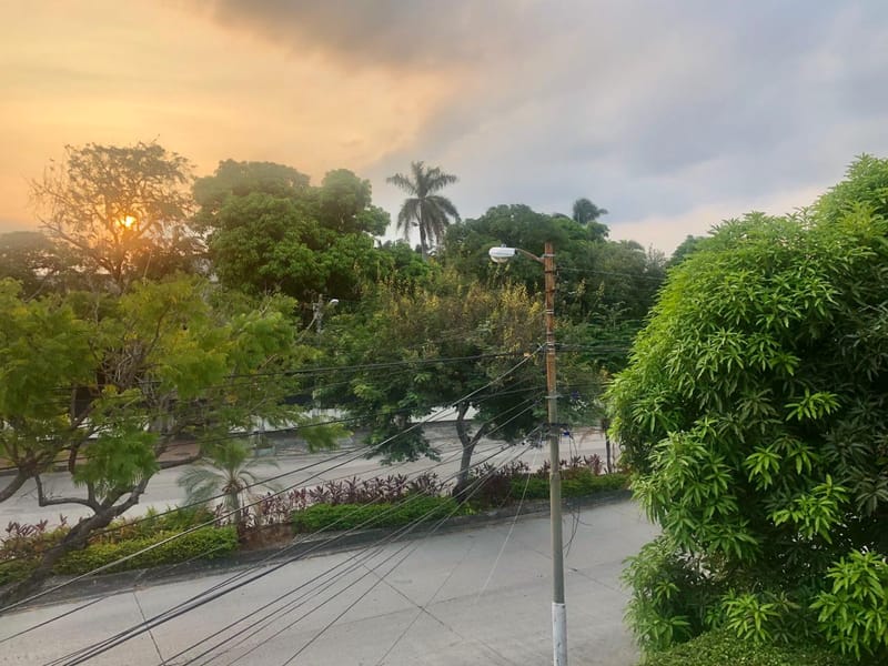 URDESA: CINCO PROPIEDADES EN UNA!!! HERMOSA CASA ART DECO EN AV COMERCIAL — foto 11