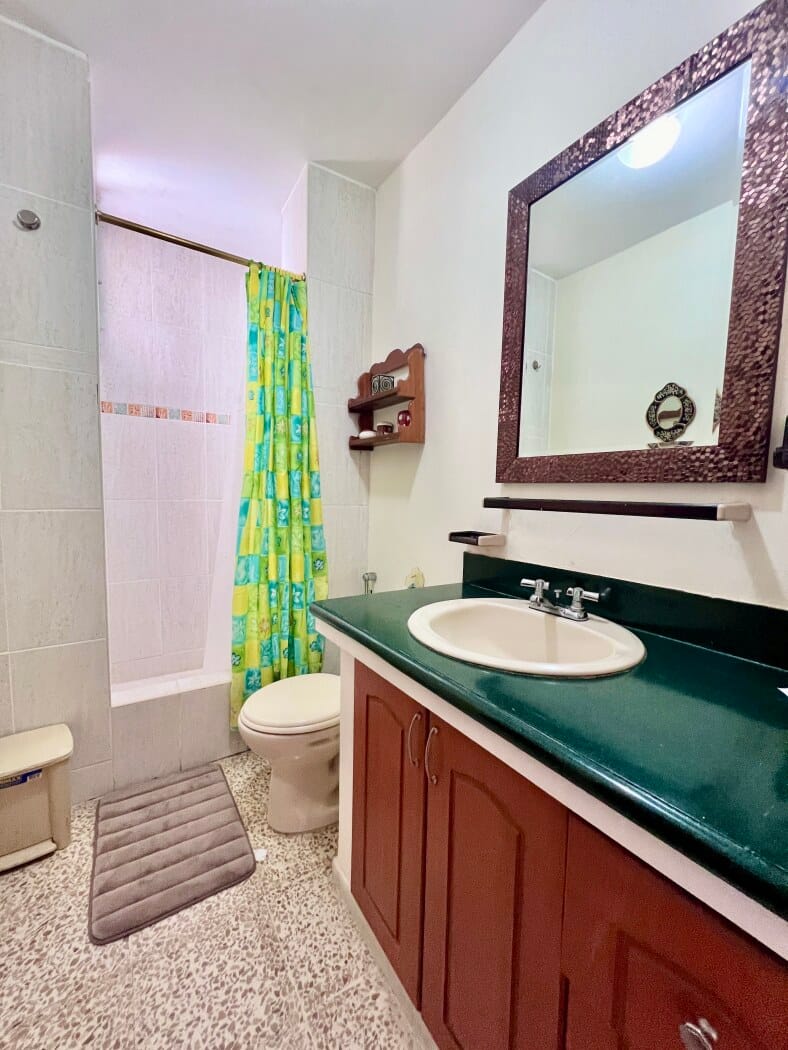 SPACIOUS, COMFORTABLE, AND FULLY EQUIPPED CHIPIPE — photo 17