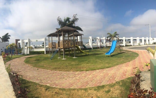 PUNTA CARNERO: COMFORTABLE TWO-STORY HOUSE IN A GATED COMMUNITY — photo 3