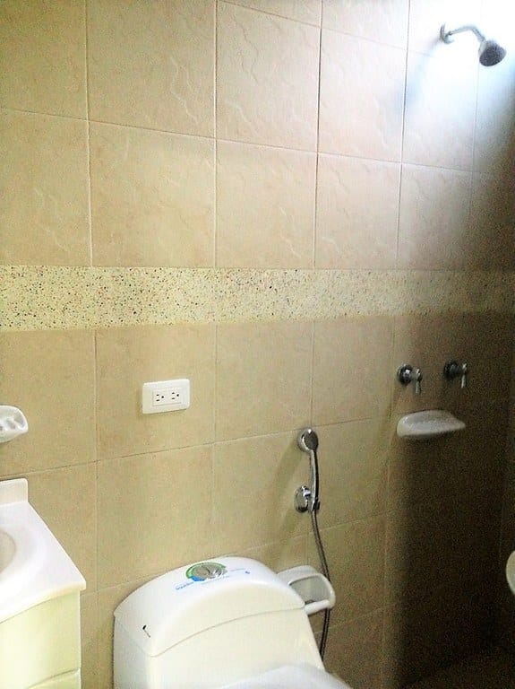 ALQUILO SIN MUEBLES POR ESTRENAR CERCA AL MAR  — foto 6