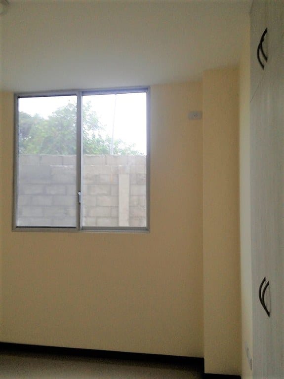 ALQUILO SIN MUEBLES POR ESTRENAR CERCA AL MAR  — foto 7