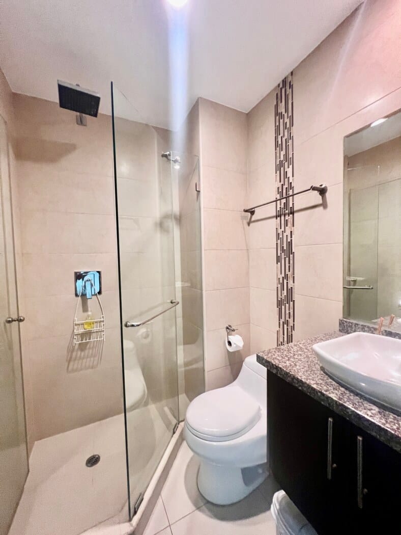 Oceanfront Condo 2 Bed/2 Bath with Double View in Salinas Pier — foto 11