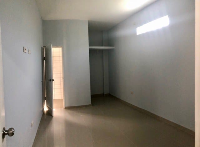 BRAND-NEW HOUSE NEAR SUPERMAXI — photo 7