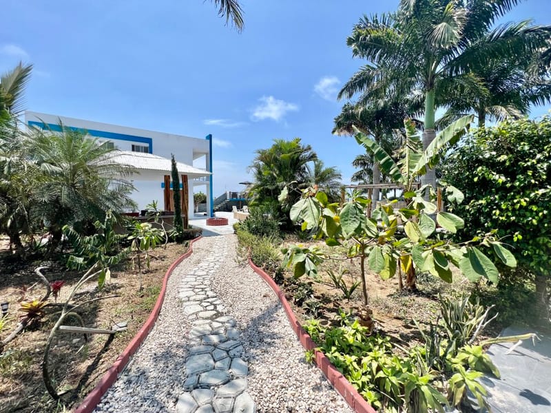 AYANGUE: NUEVA CASA 3/3 CON VISTA Y BAJADA AL MAR — foto 4