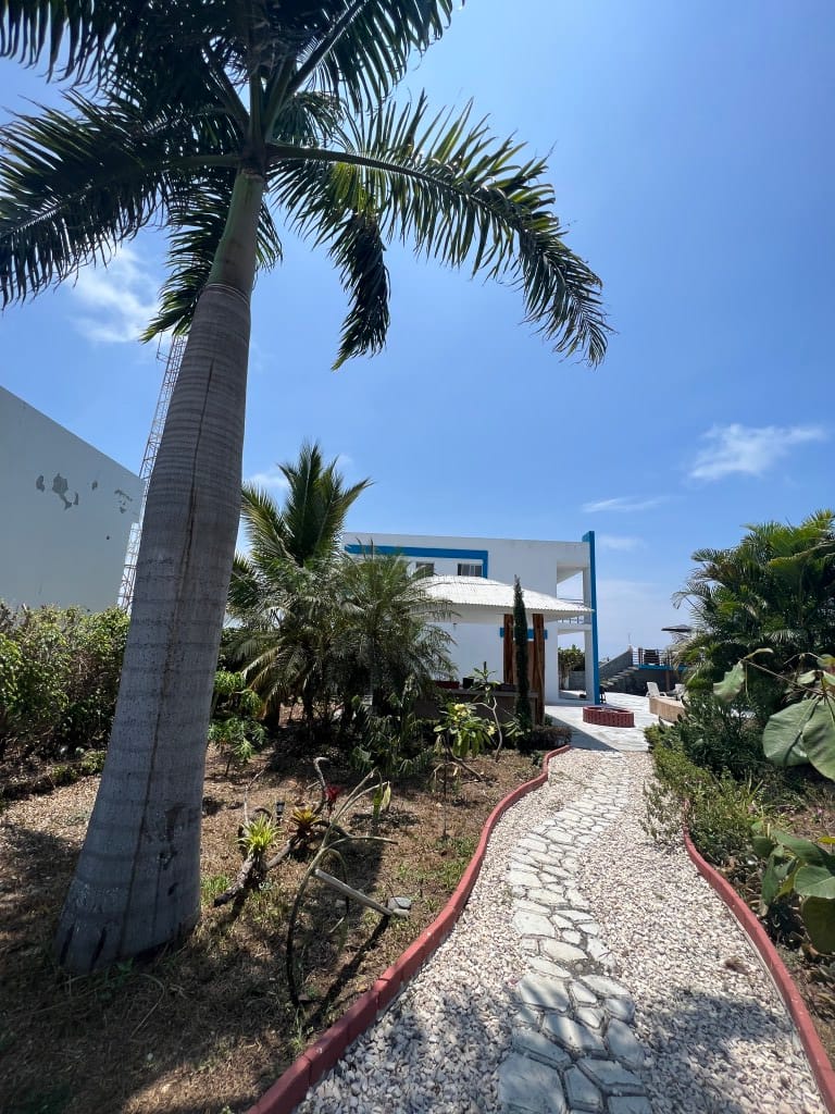 AYANGUE: NUEVA CASA 3/3 CON VISTA Y BAJADA AL MAR — foto 5